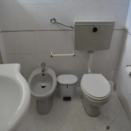 T2 10 D Apartment